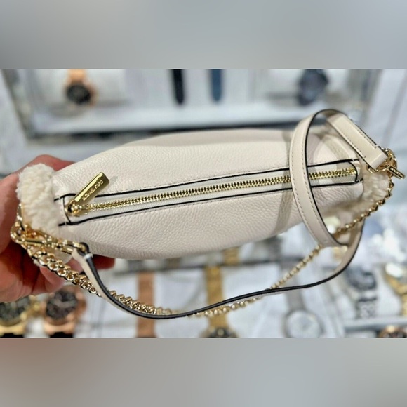 🌟MICHAEL MICHAEL KORS🌟 NWT Carmela Natural Medium Pouchette Crossbody Leather - Picture 5 of 11